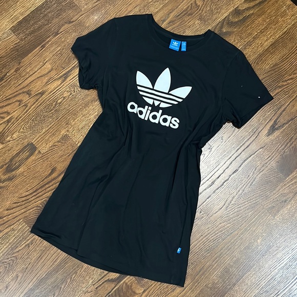 Adidas t shirt dress - Picture 2 of 5